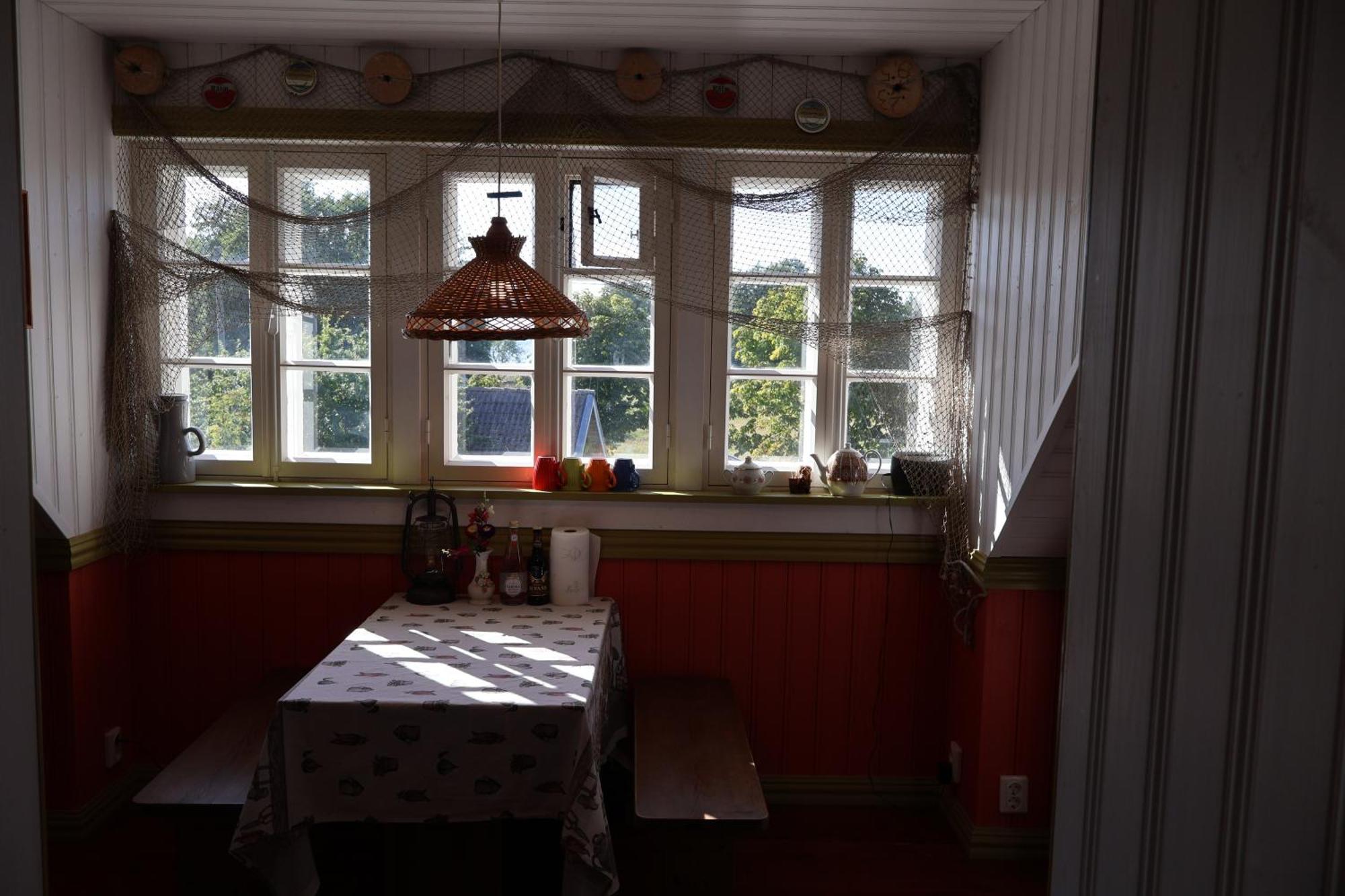 Leesi Puhkemaja Exterior foto
