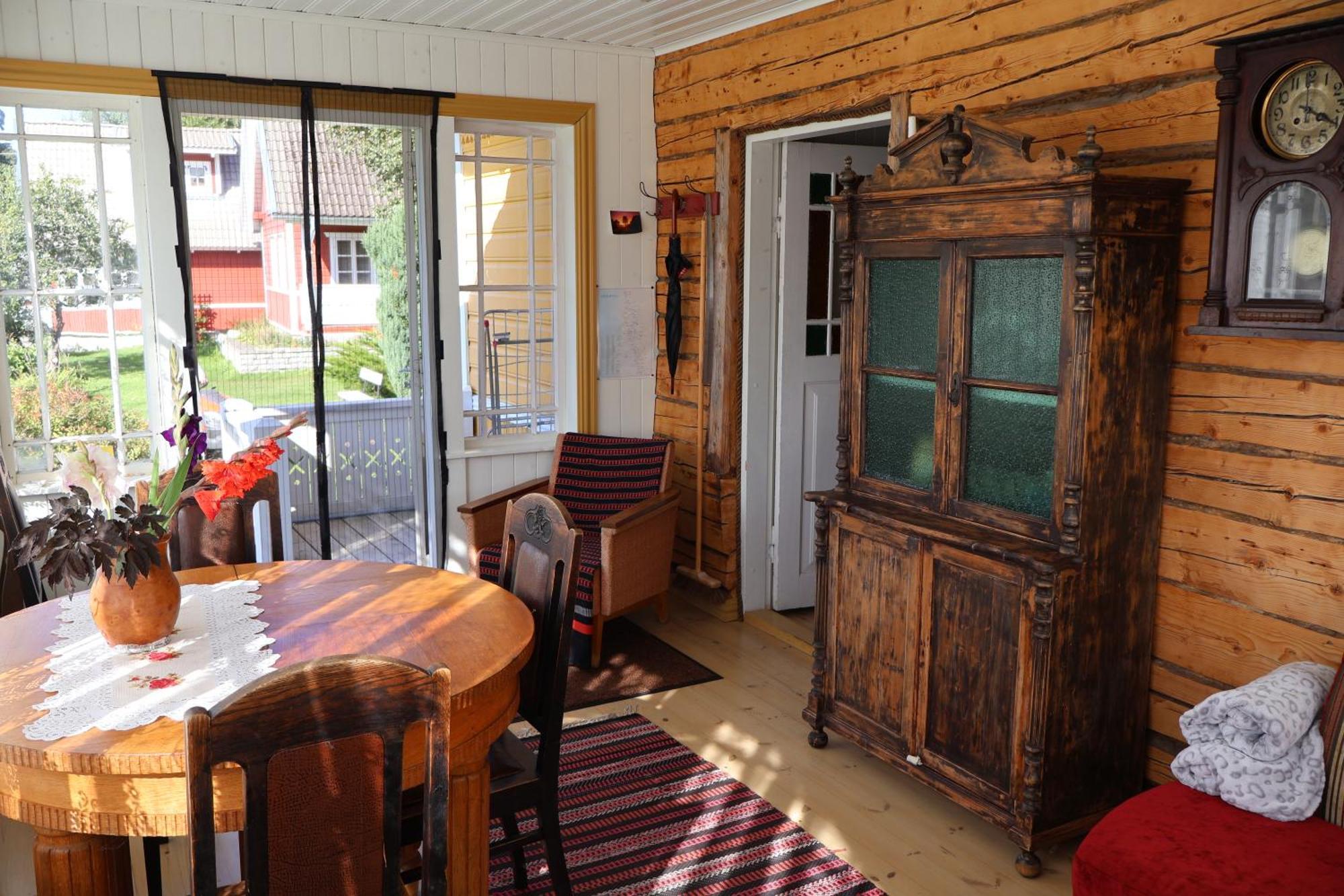 Leesi Puhkemaja Exterior foto