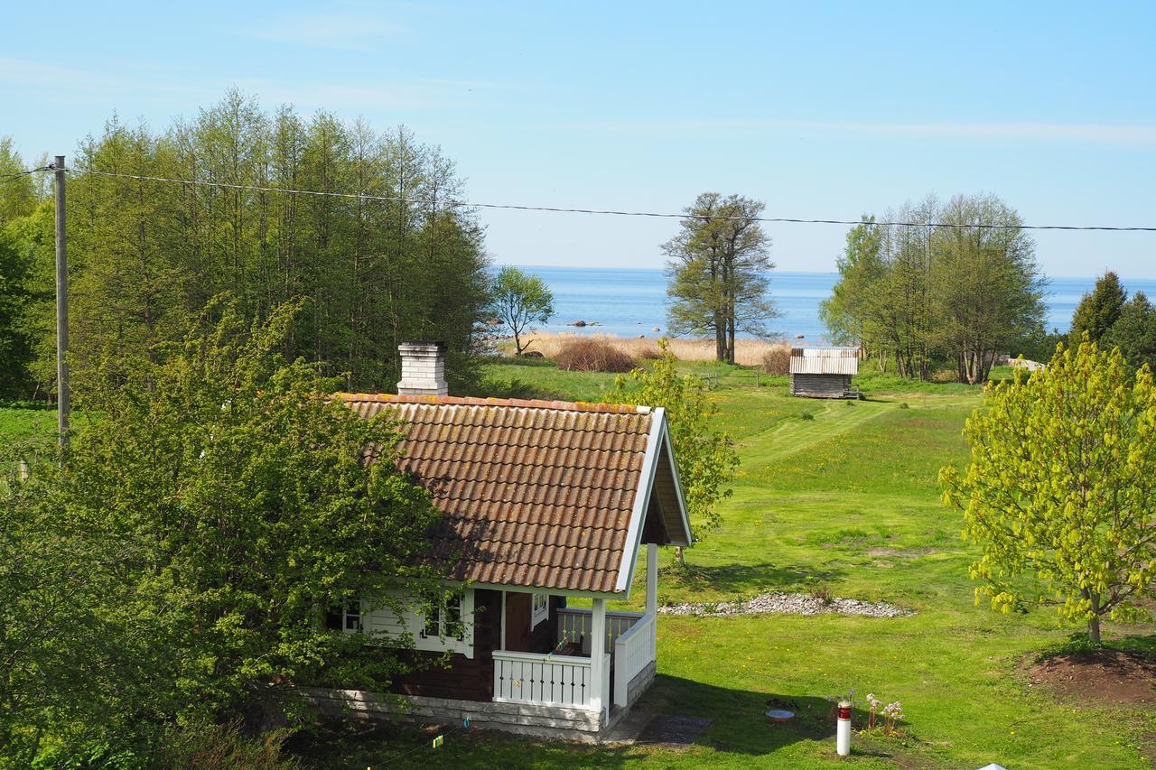 Leesi Puhkemaja Exterior foto